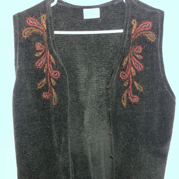 One of a kind BLOUSE - Picture 8 of 9